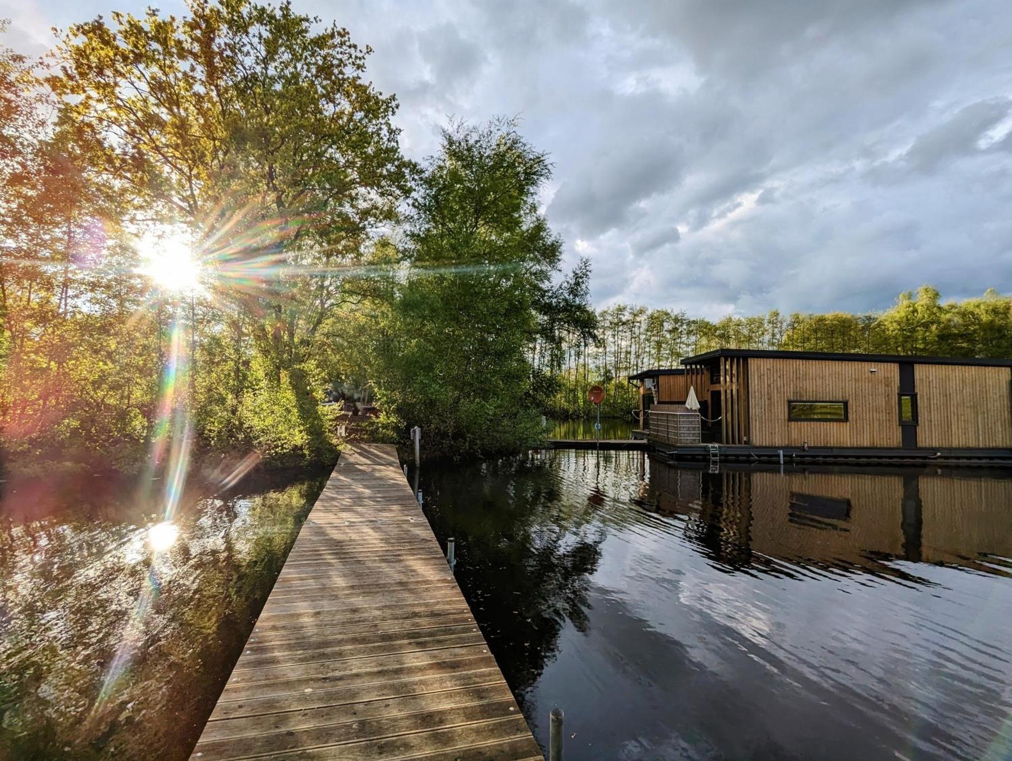 Hausboot Lena Hotel Papenburg Buitenkant foto